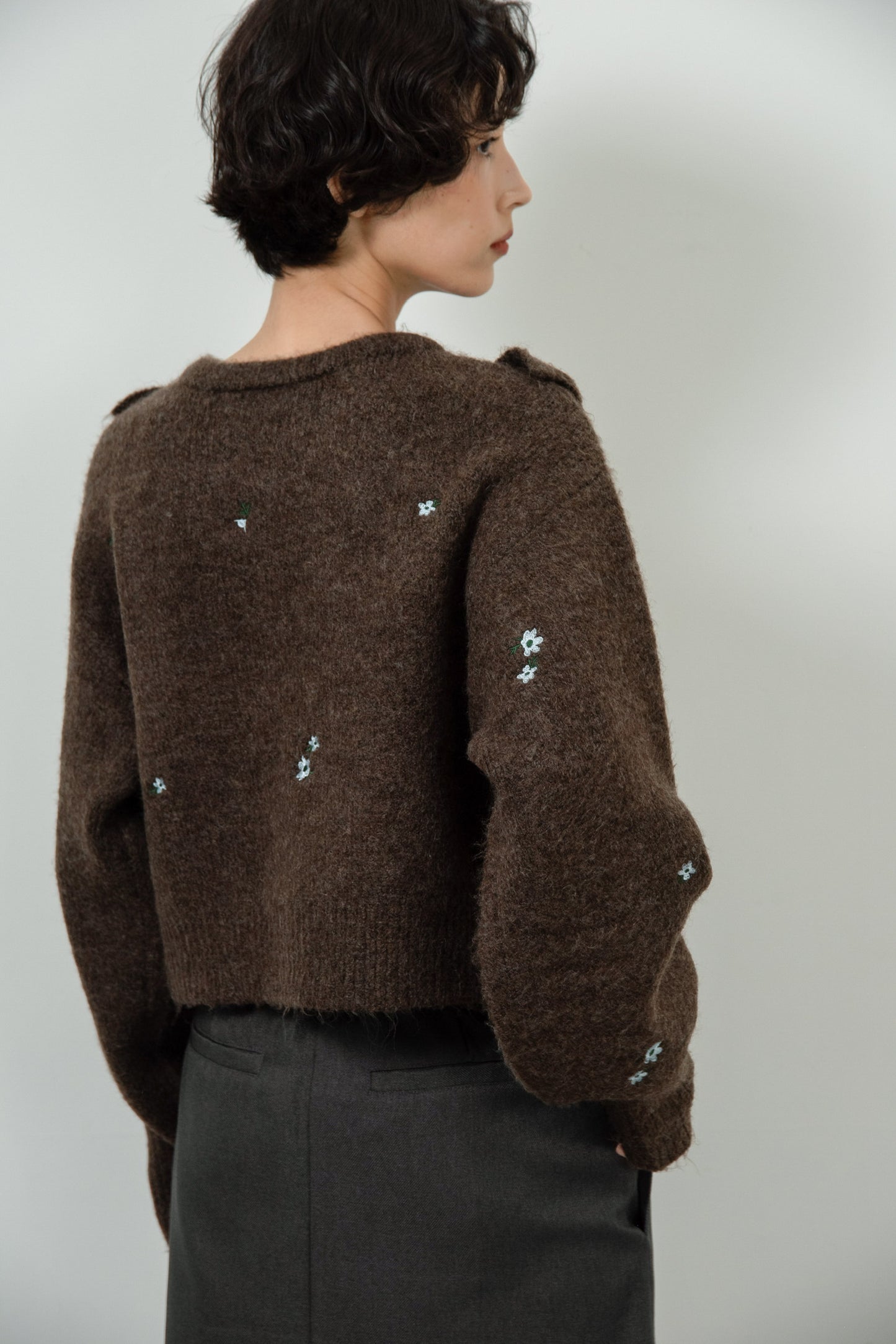 floral pattern embroidery knit