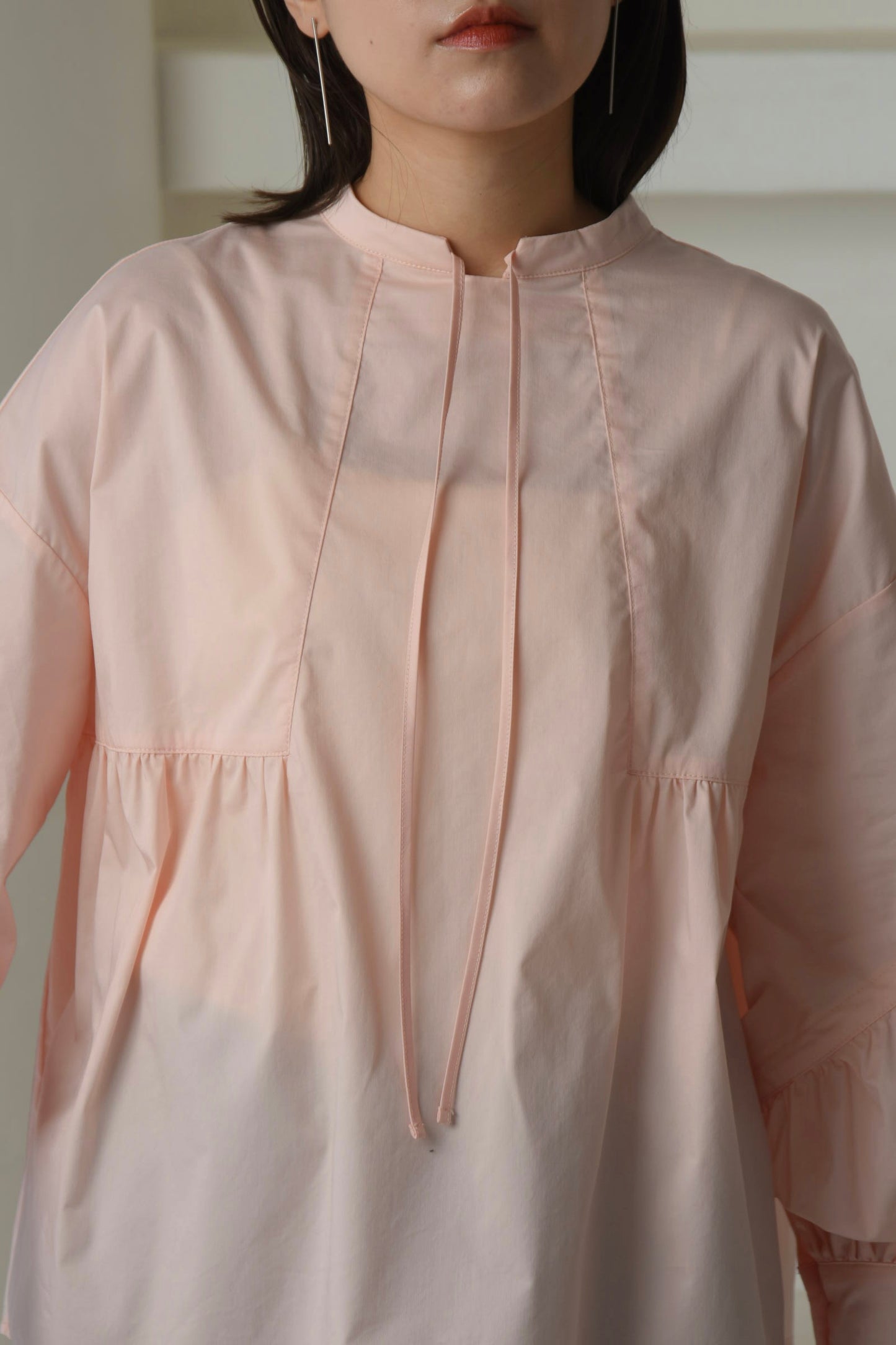stand neck line design blouse【eim plus+限定アイテム】
