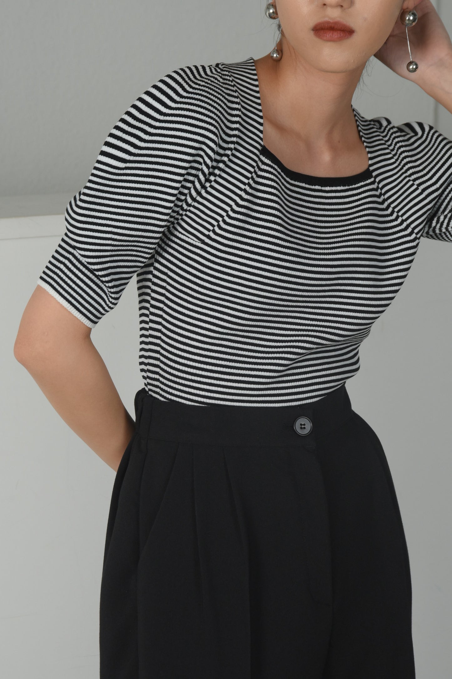 puff sleeve square neck knit
