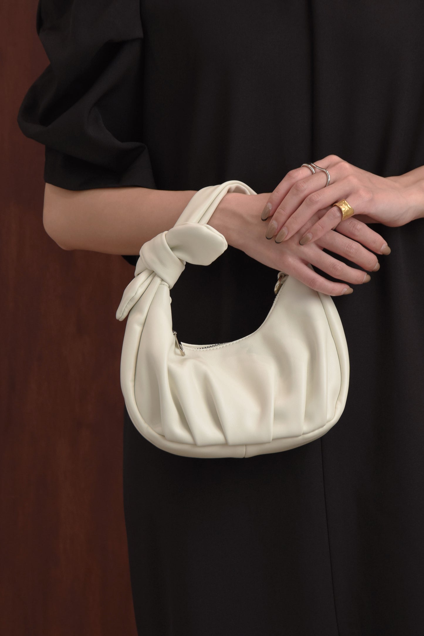 rounded form multiway bag