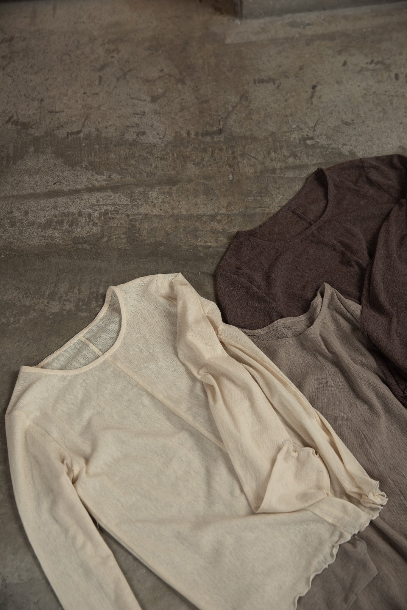 crew neck basic sheer tops
