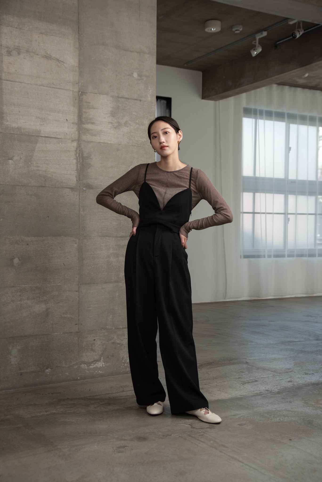 crew neck basic sheer tops
