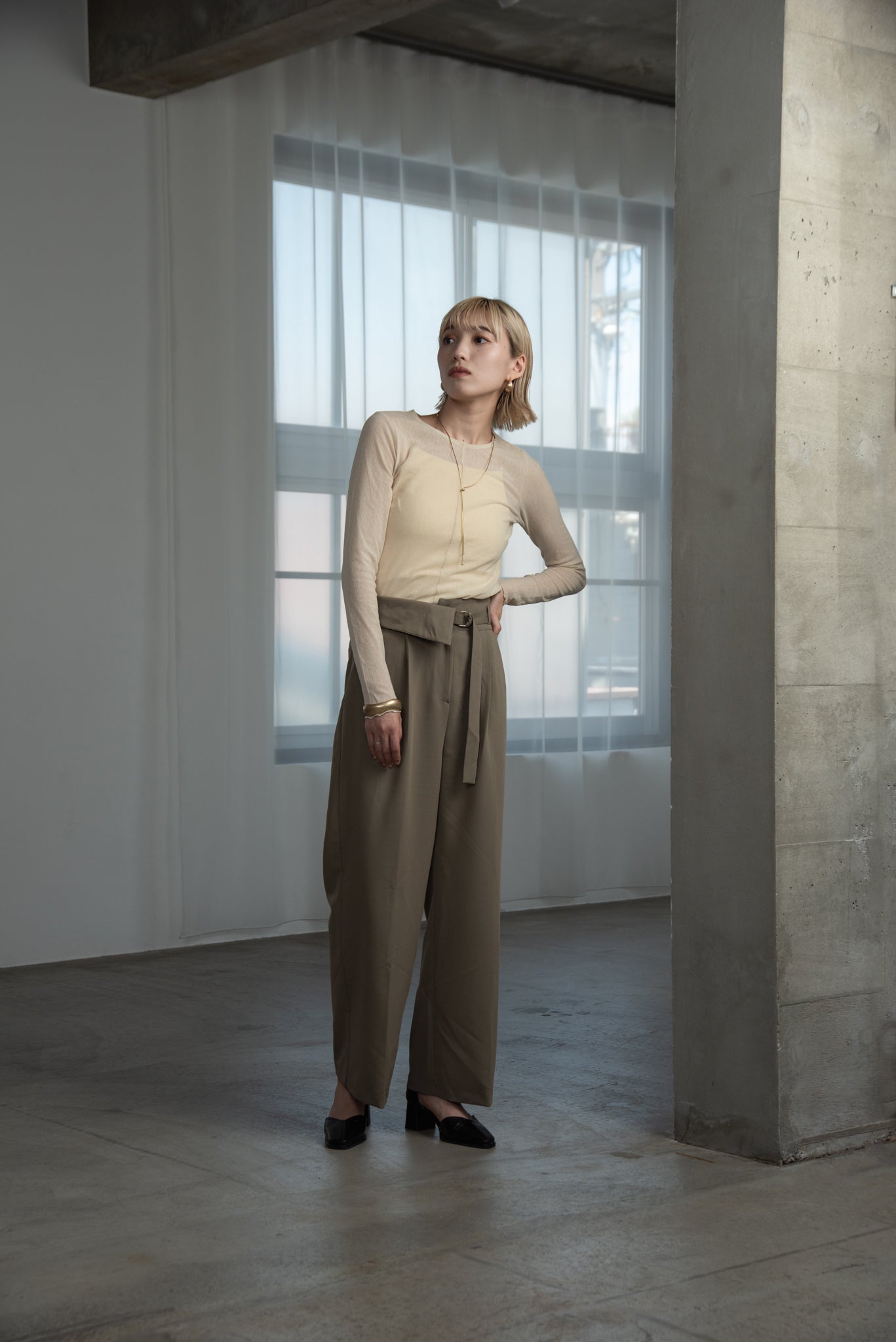 crew neck basic sheer tops
