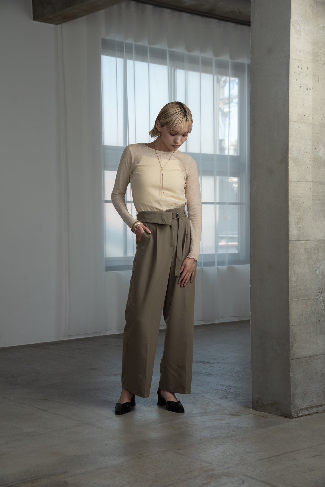 crew neck basic sheer tops