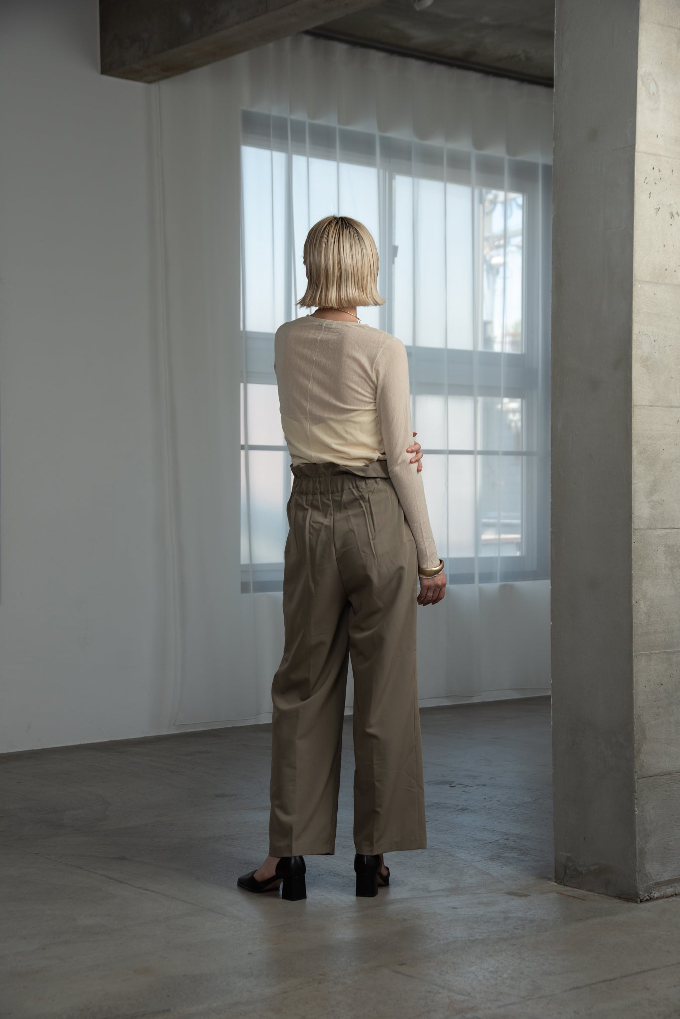 crew neck basic sheer tops