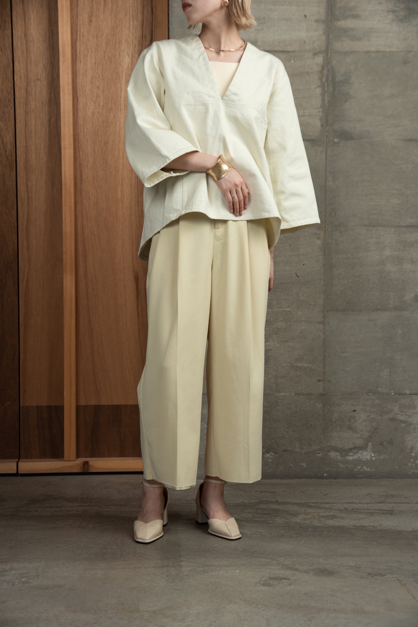 v neck pullover jacket