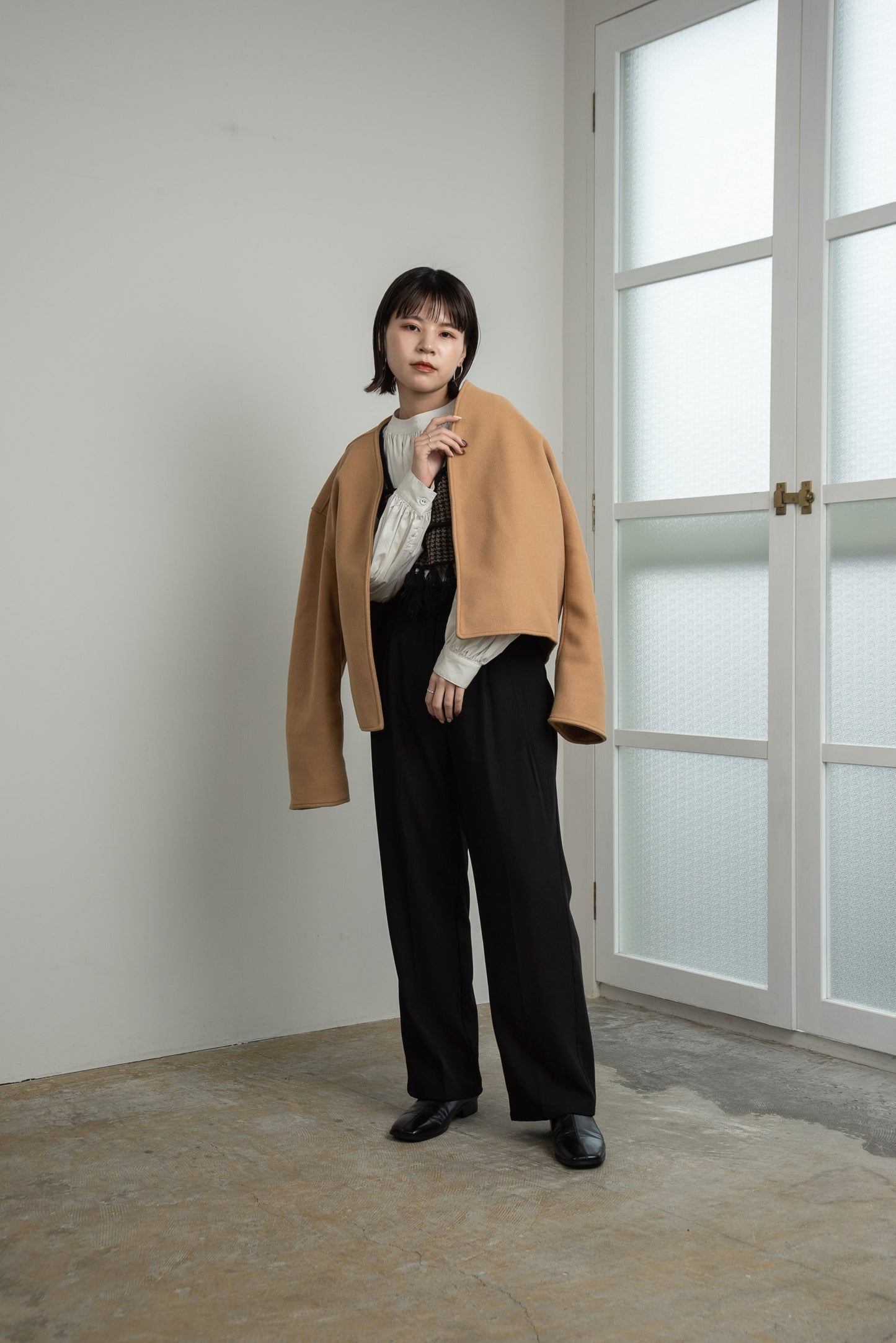 no collar short jacket