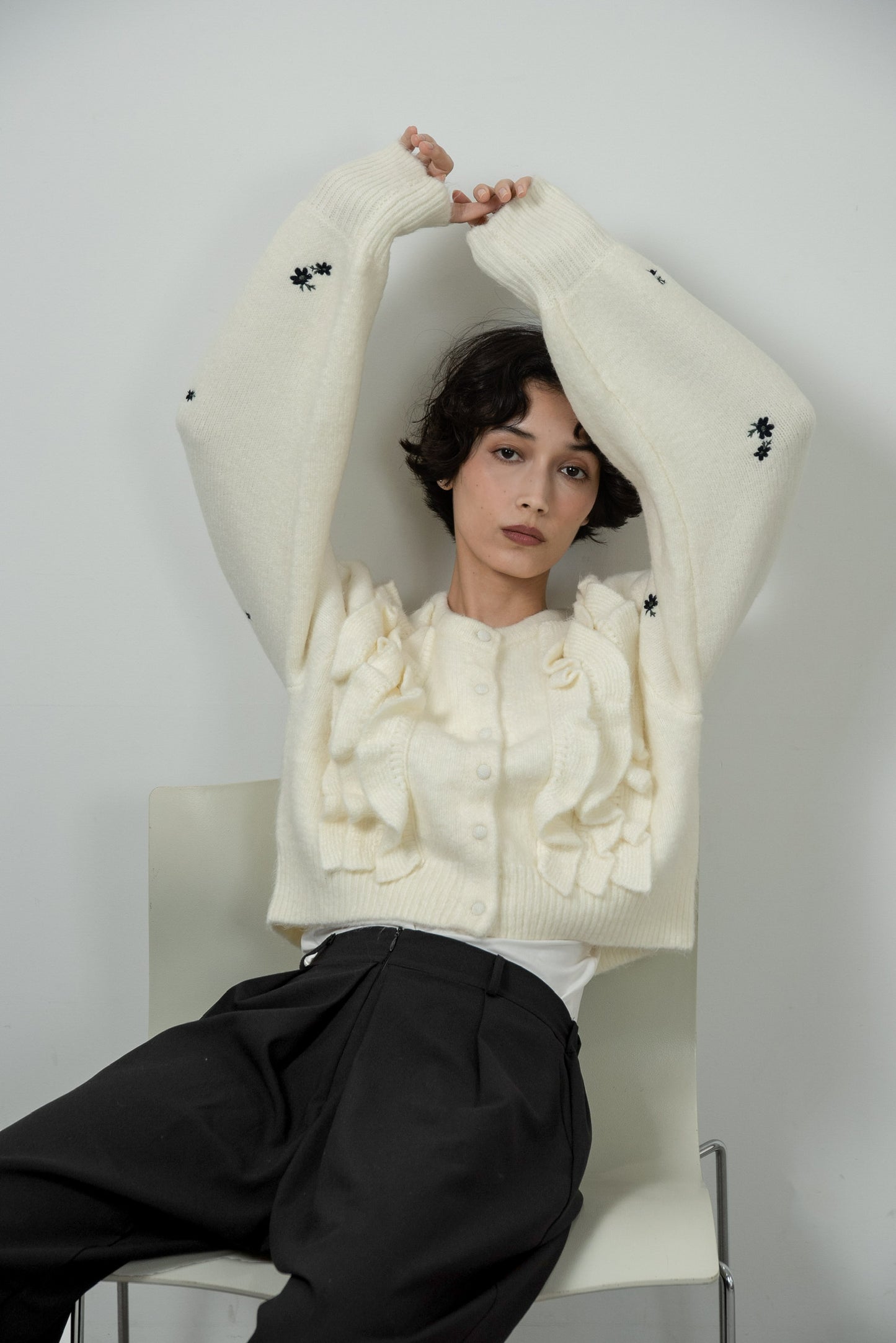 floral pattern embroidery knit