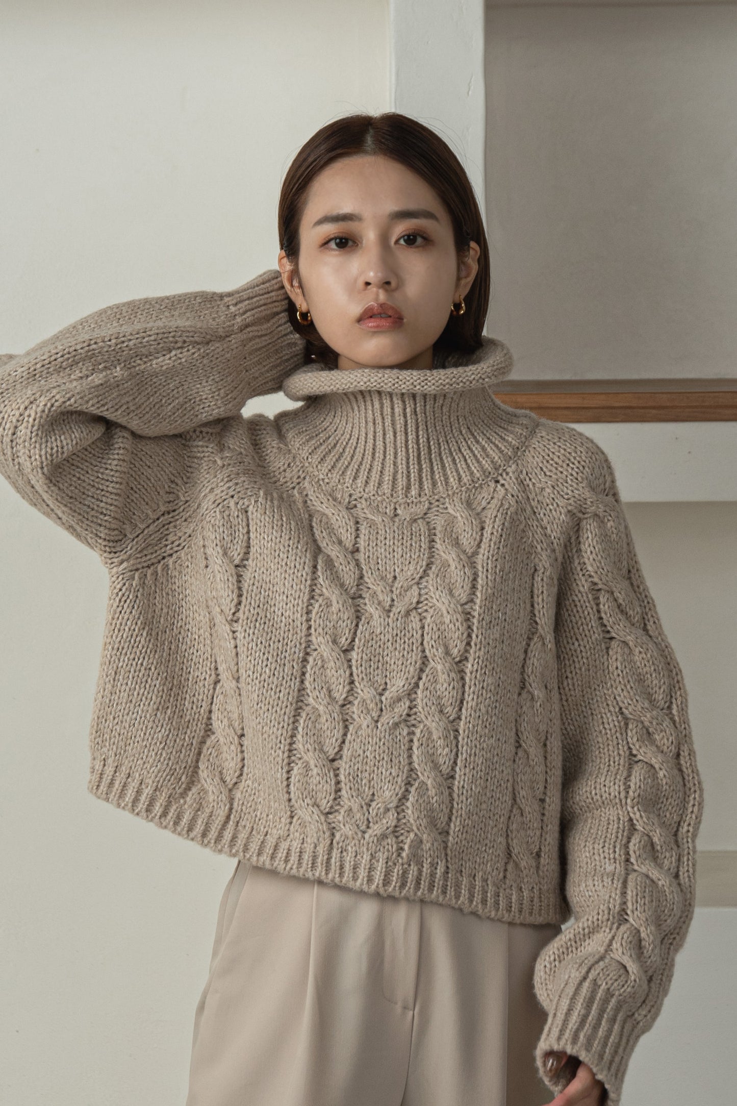 mix yarn cable knit