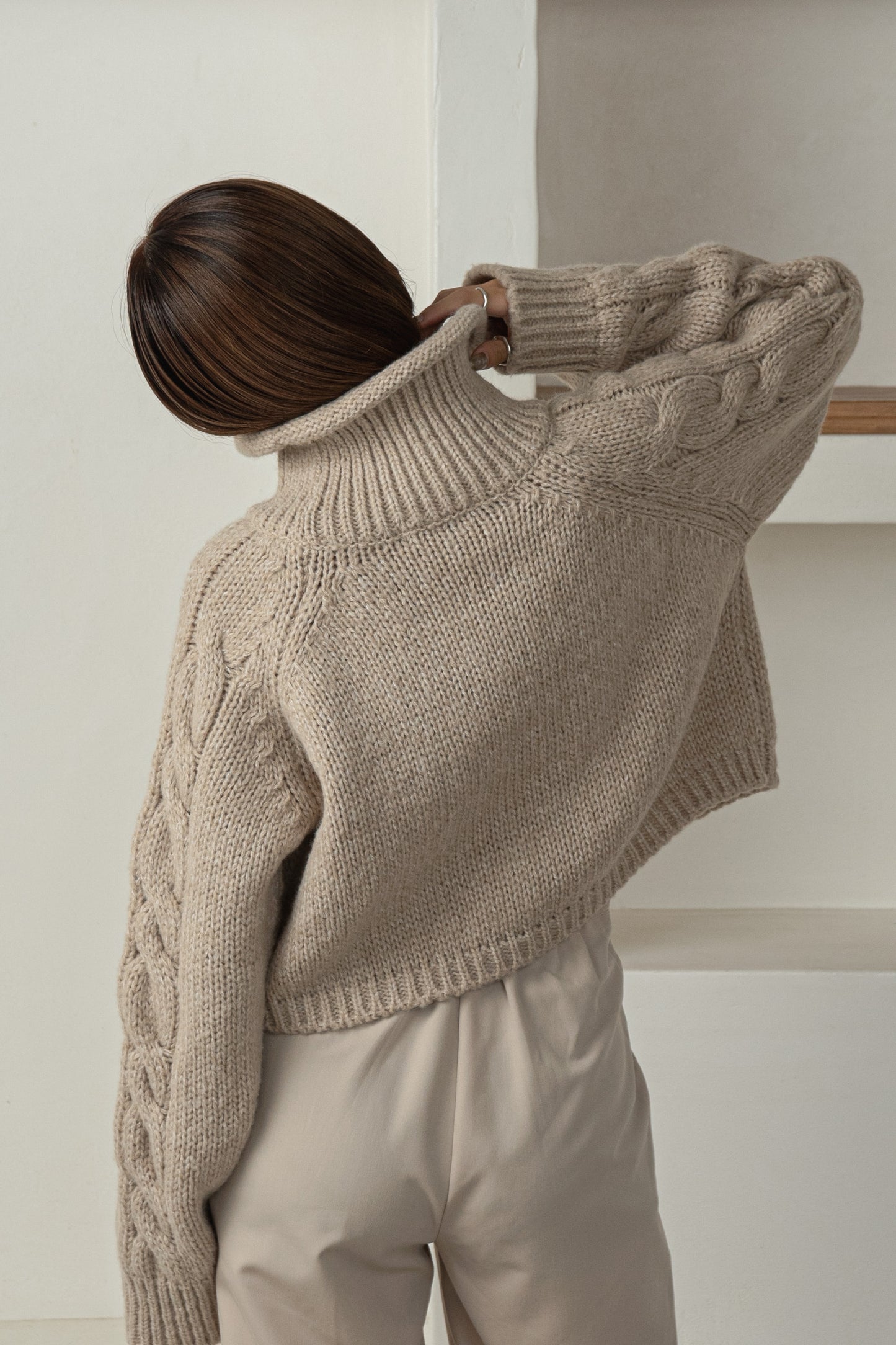 mix yarn cable knit