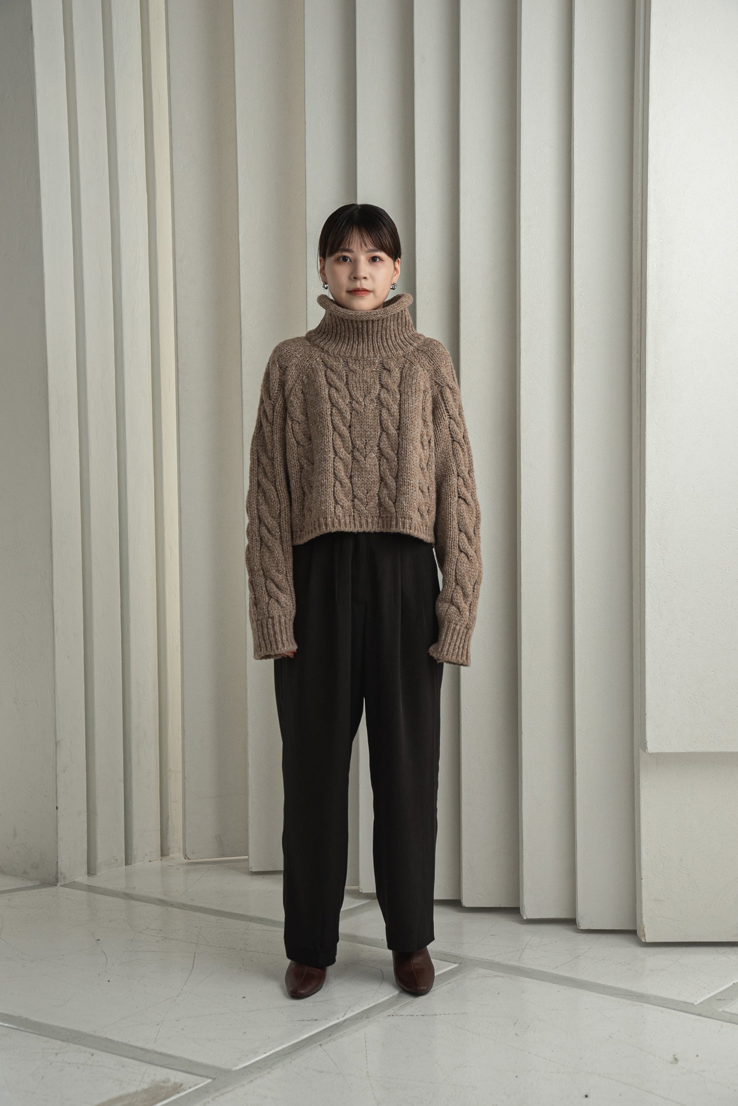 mix yarn cable knit