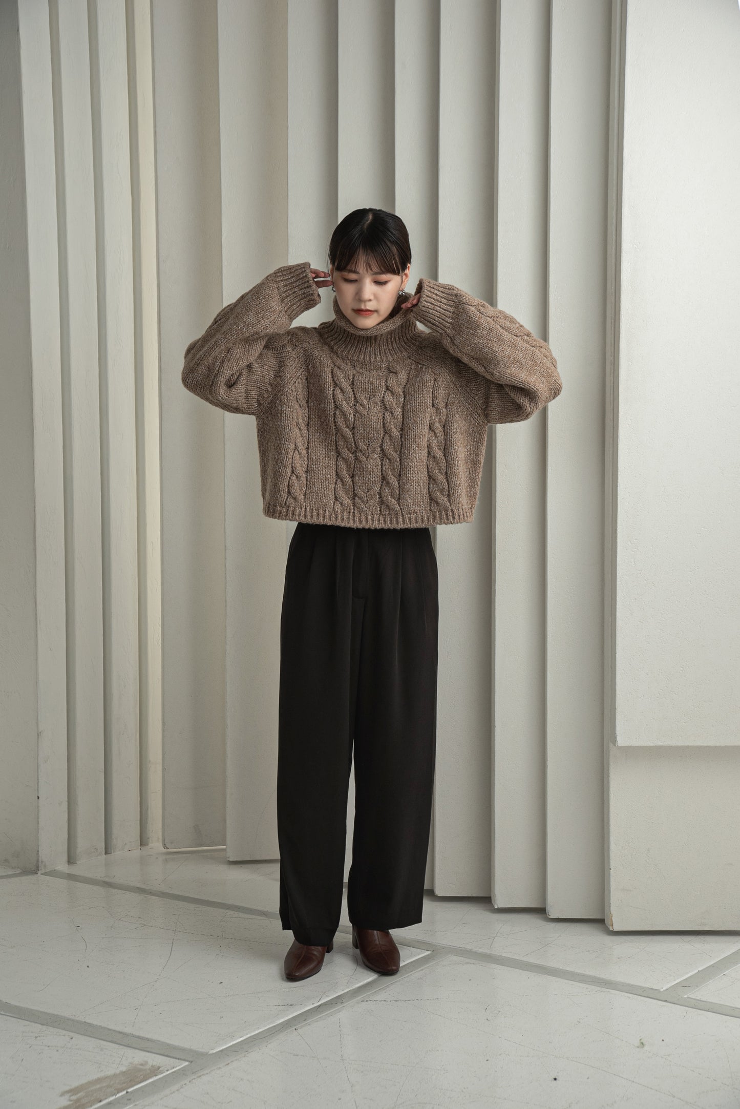 mix yarn cable knit