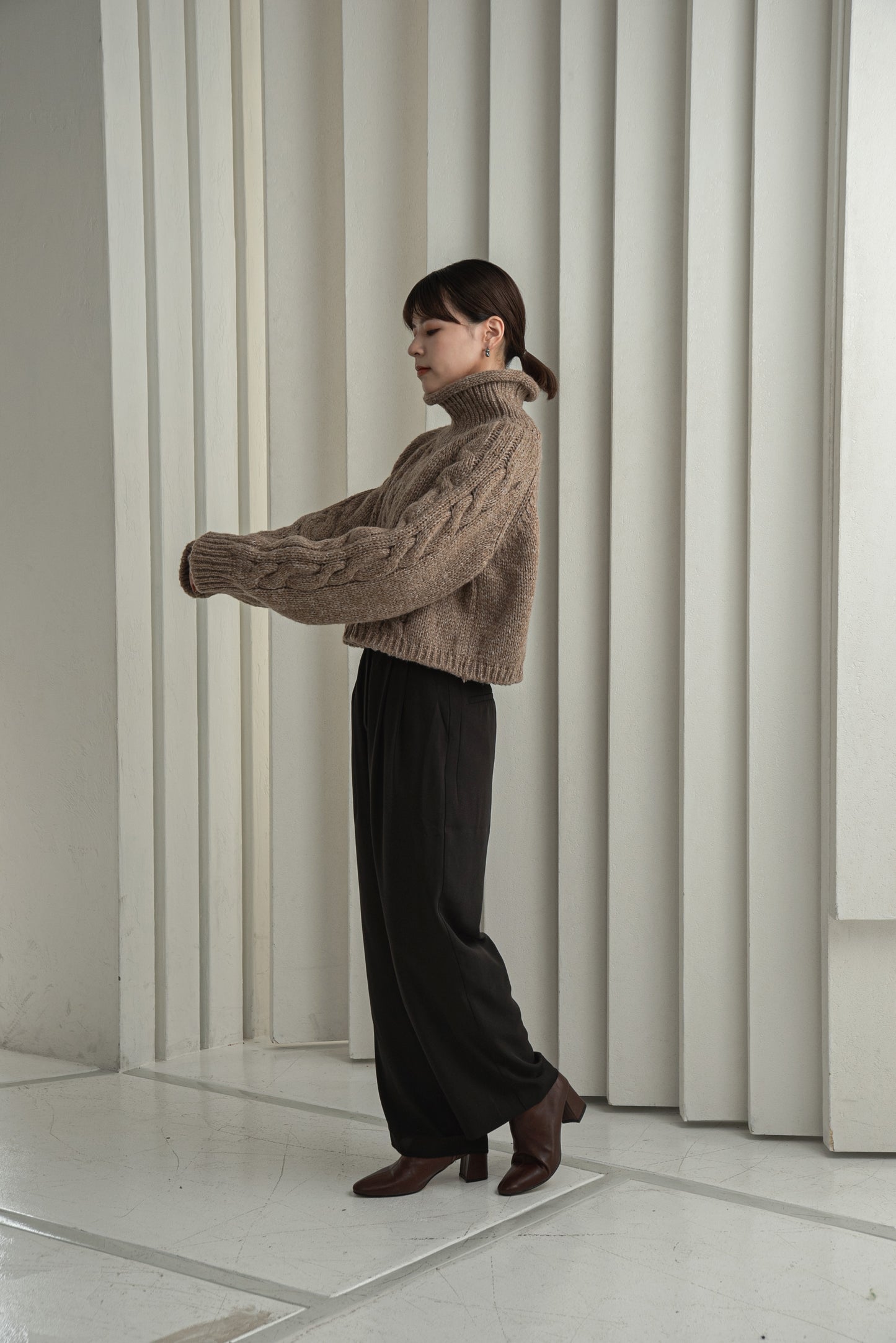 mix yarn cable knit