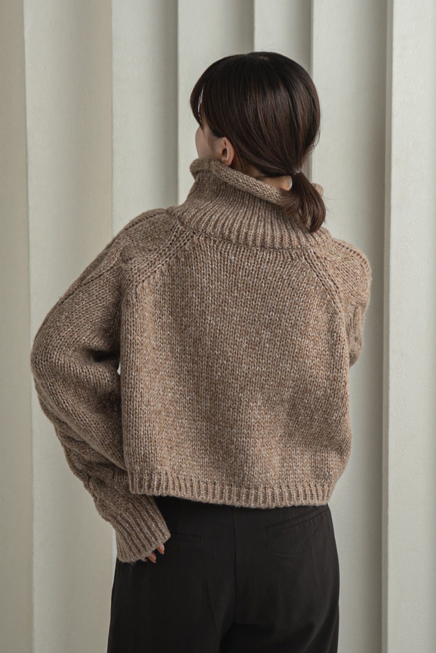 mix yarn cable knit