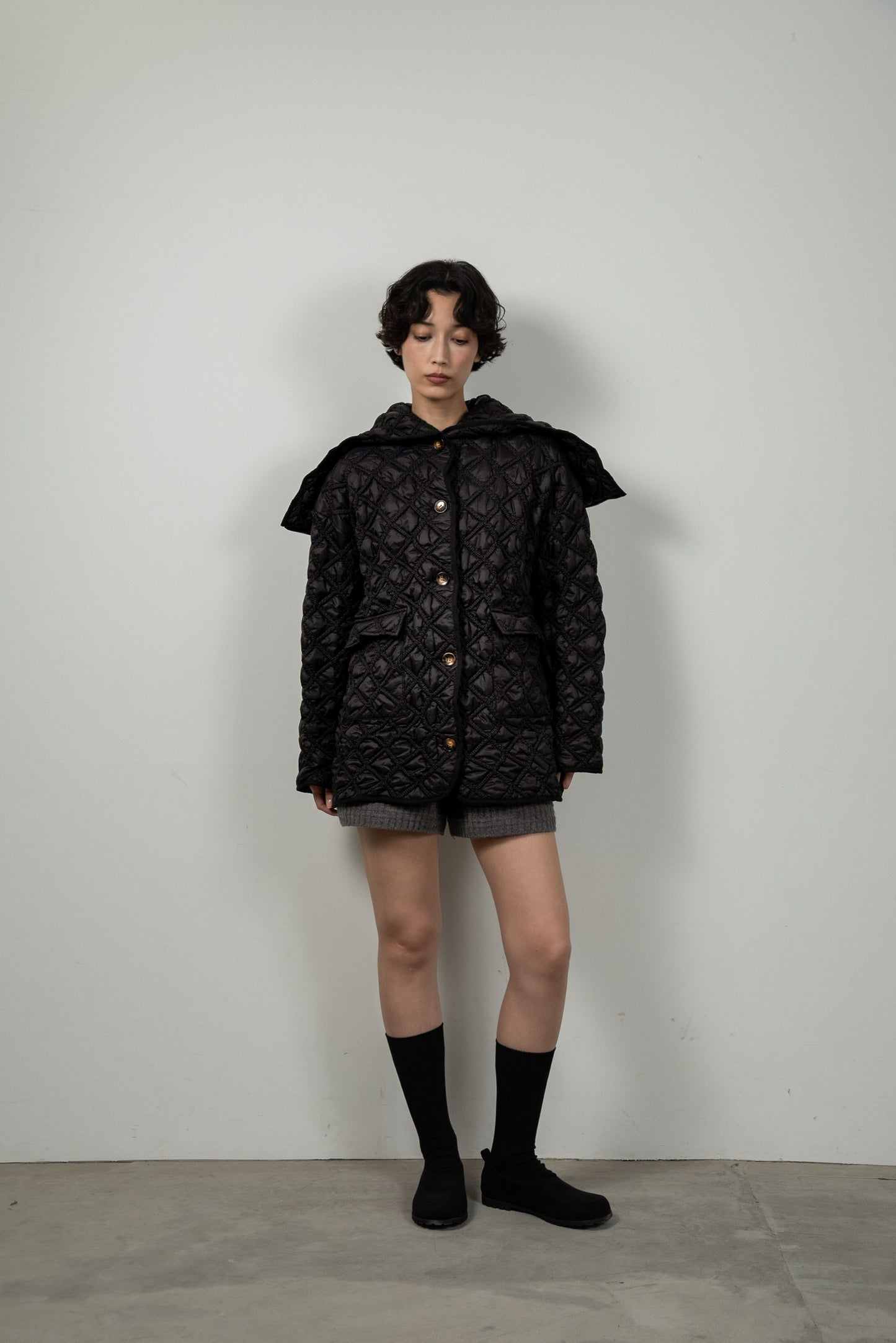hooded quilted stitch point coat