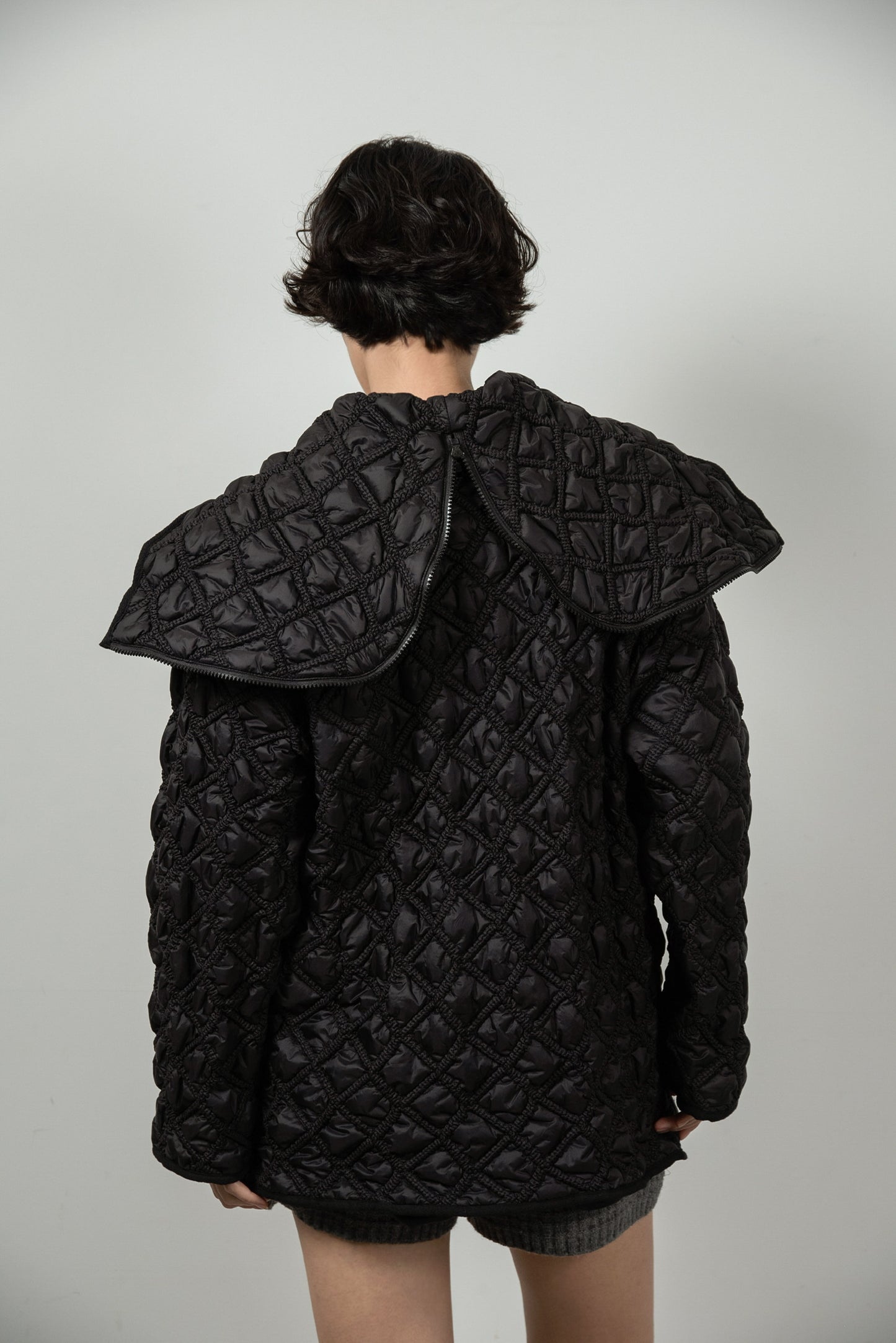 hooded quilted stitch point coat