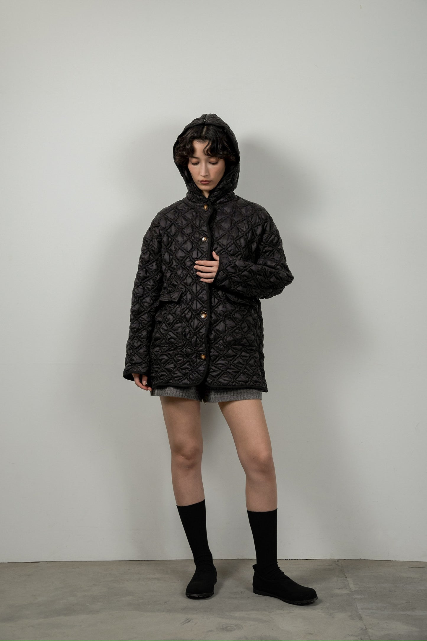 hooded quilted stitch point coat