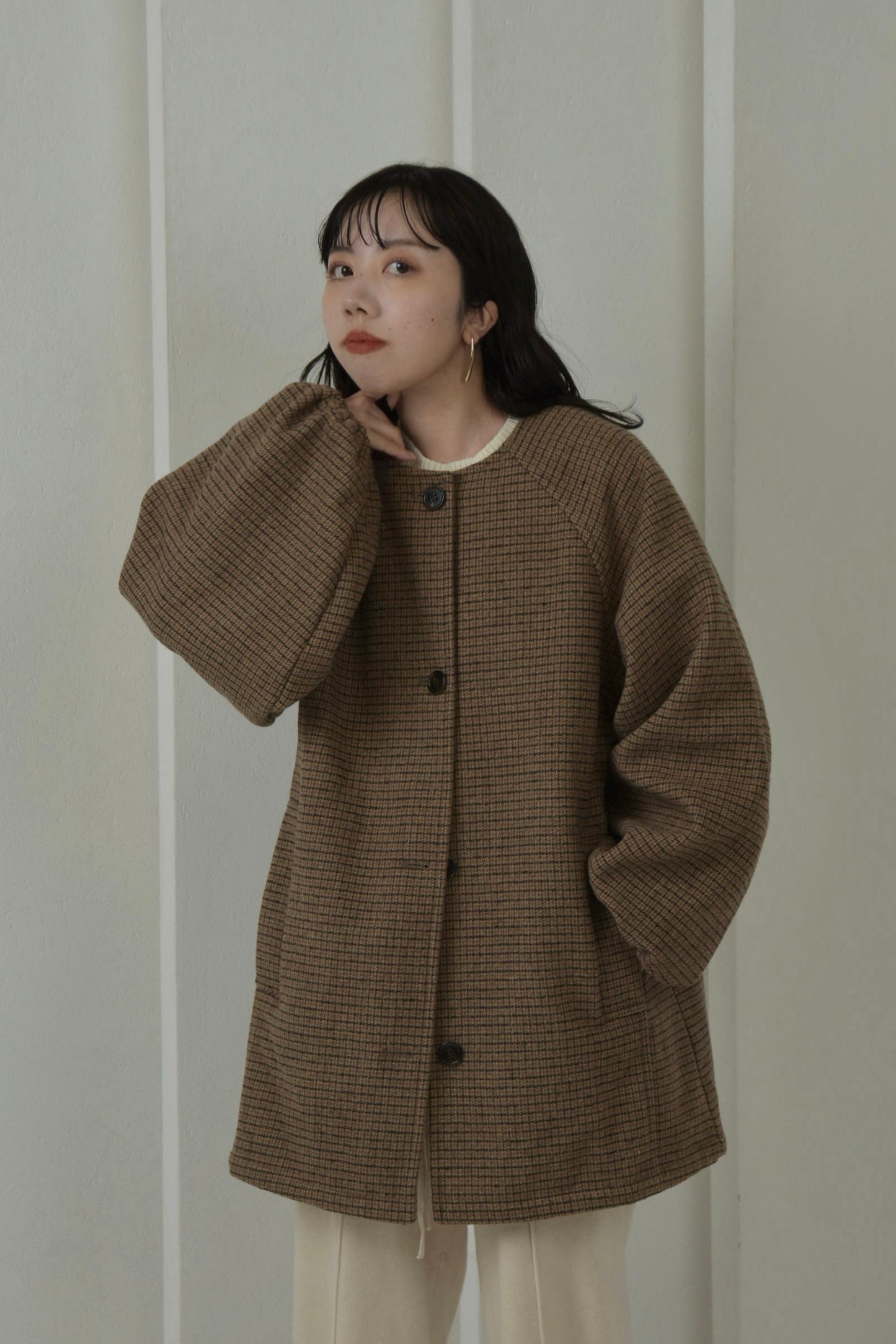 raglan sleeve check midi outer