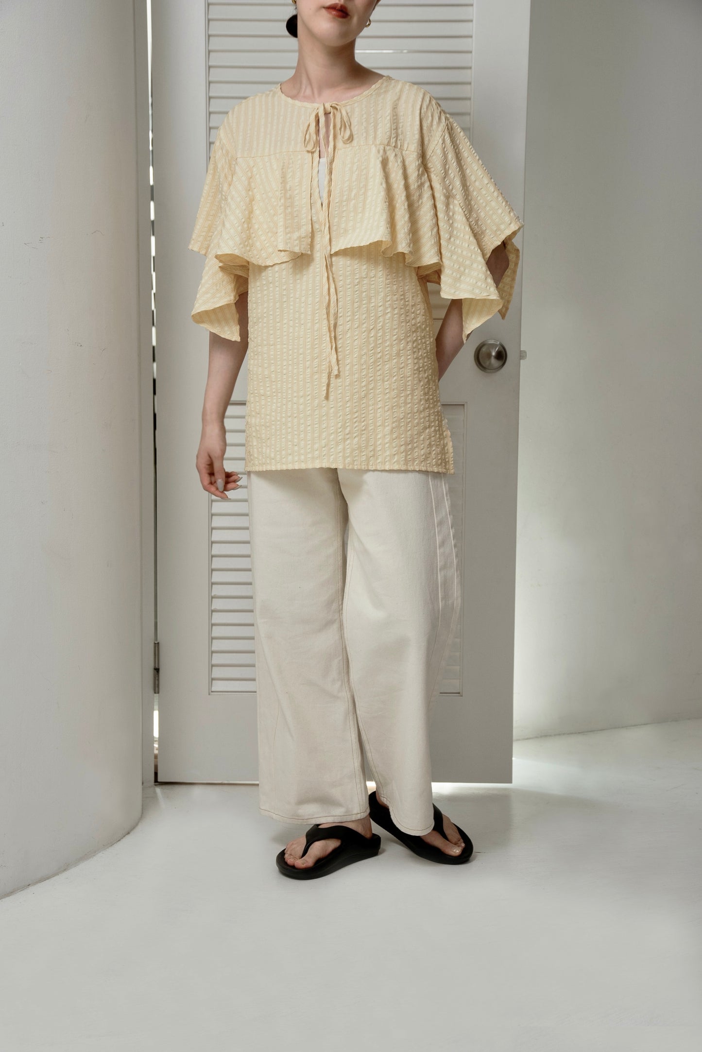 unevenness stripe frill ribbon blouse
