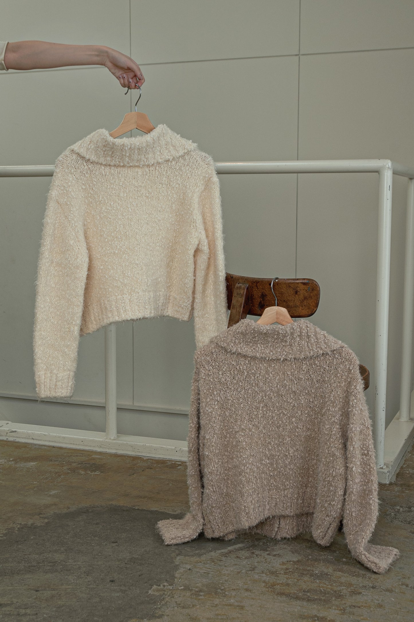 big collar knit cardigan