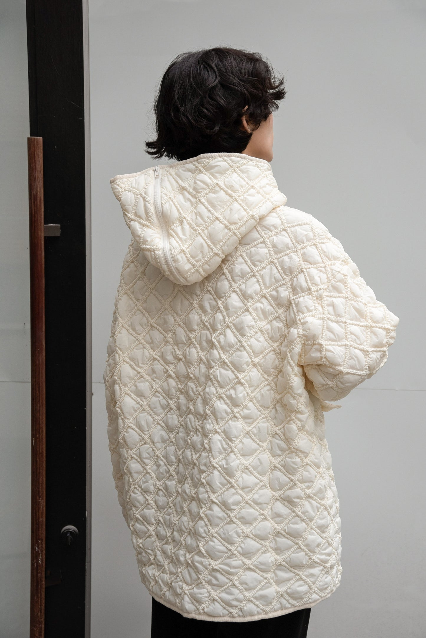 hooded quilted stitch point coat