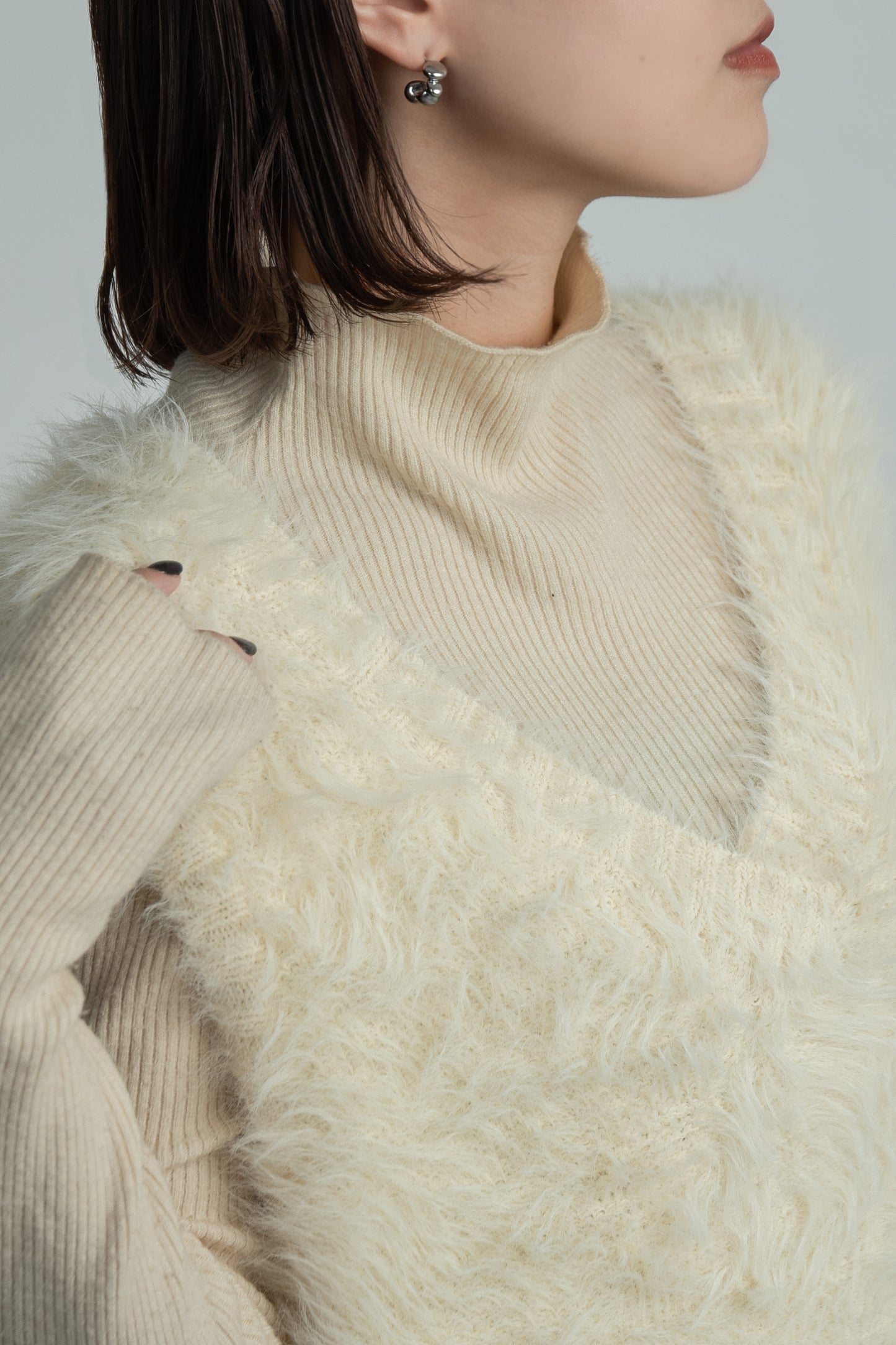 feather yarn knit vest