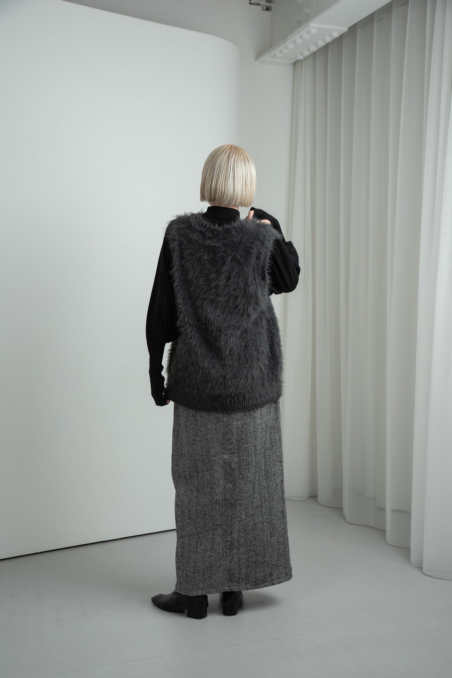 herringbone front zipper skirt