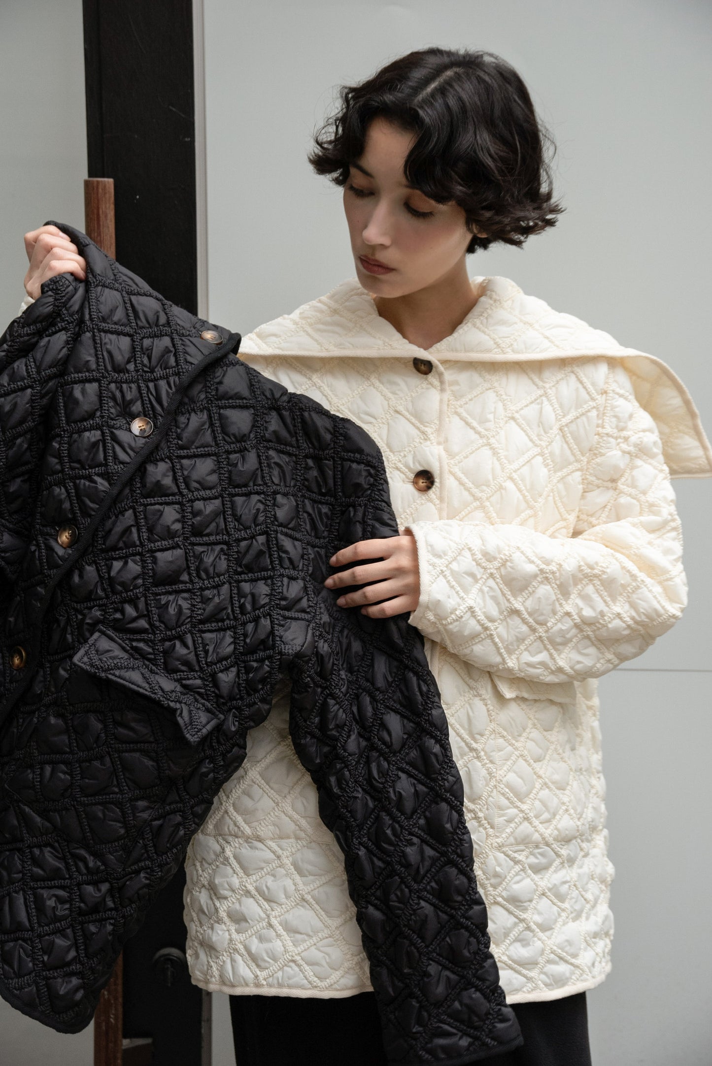hooded quilted stitch point coat