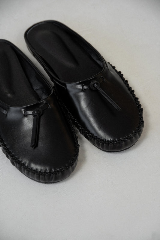 tied detail moccasin sabo