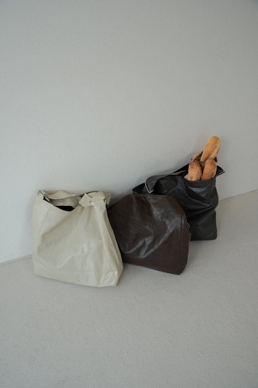 slouchy shoulder tote bag