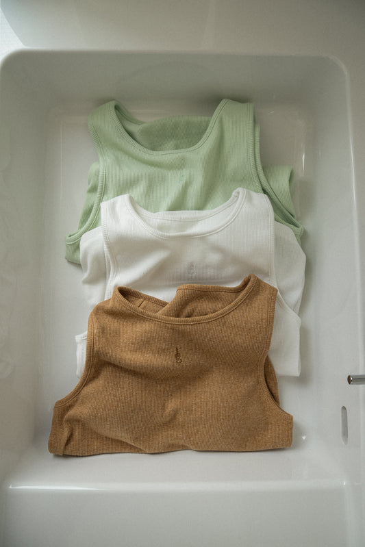 embroidery rib tank top