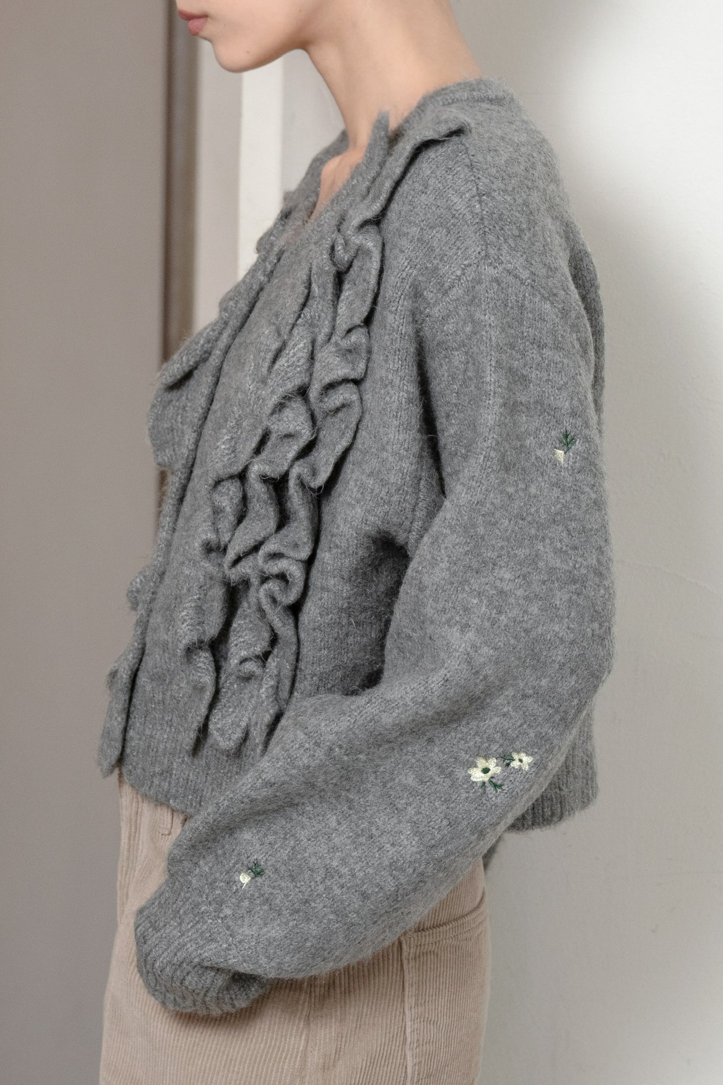floral pattern embroidery knit