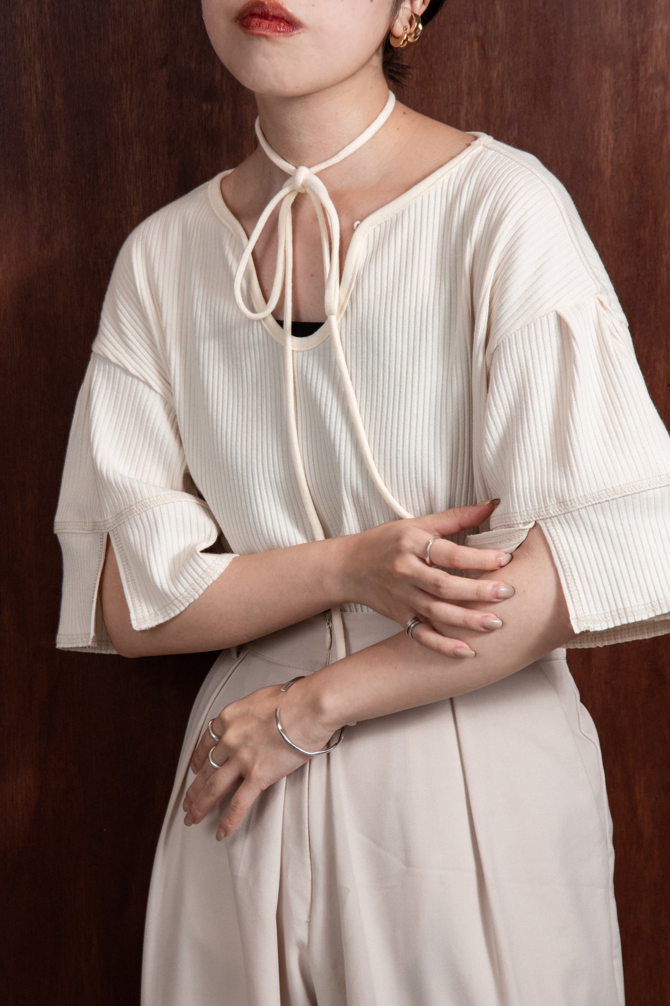 neck arrange rib stitch tops