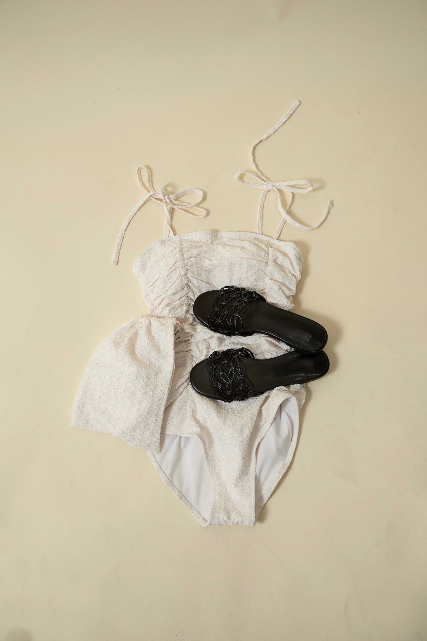 gather wrinkle ribbon swimwear
