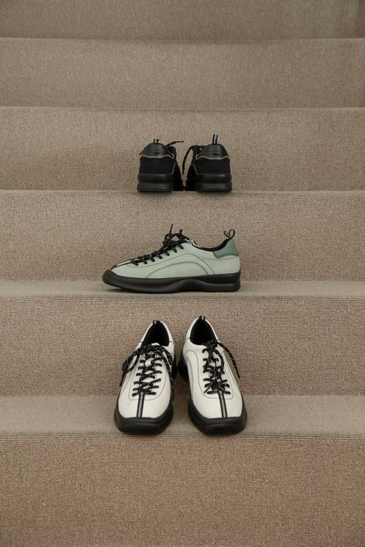 square toe bi color stitch sneaker