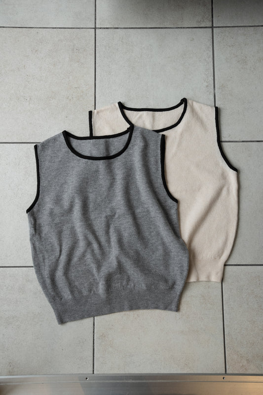piping knit sleeveless top