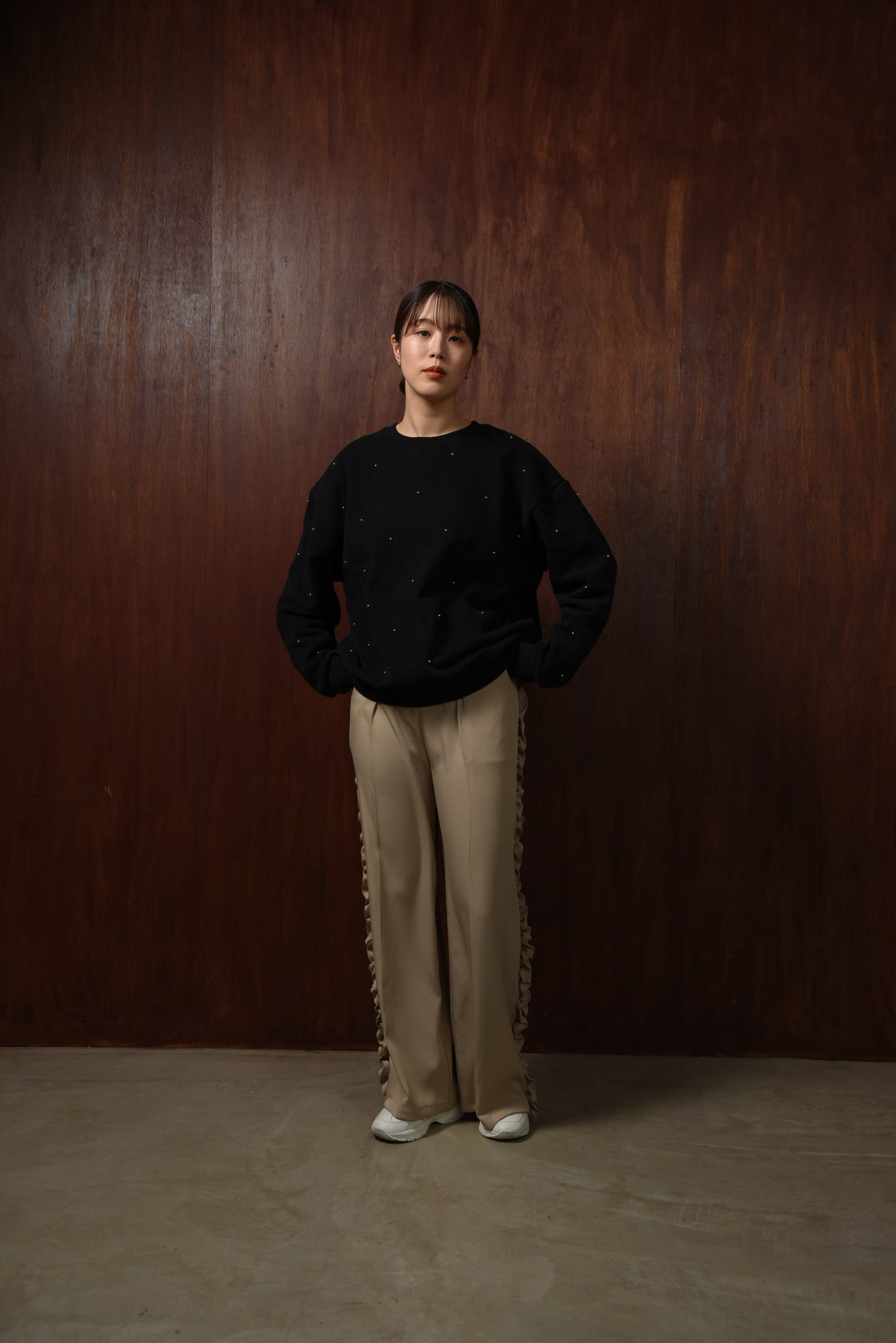 twill frill line pants