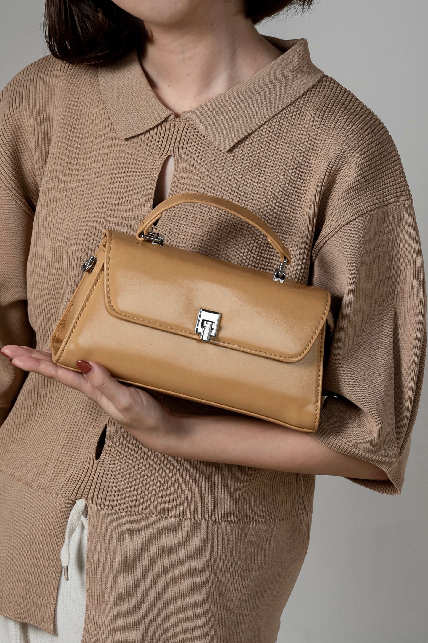 2way square buckle point bag