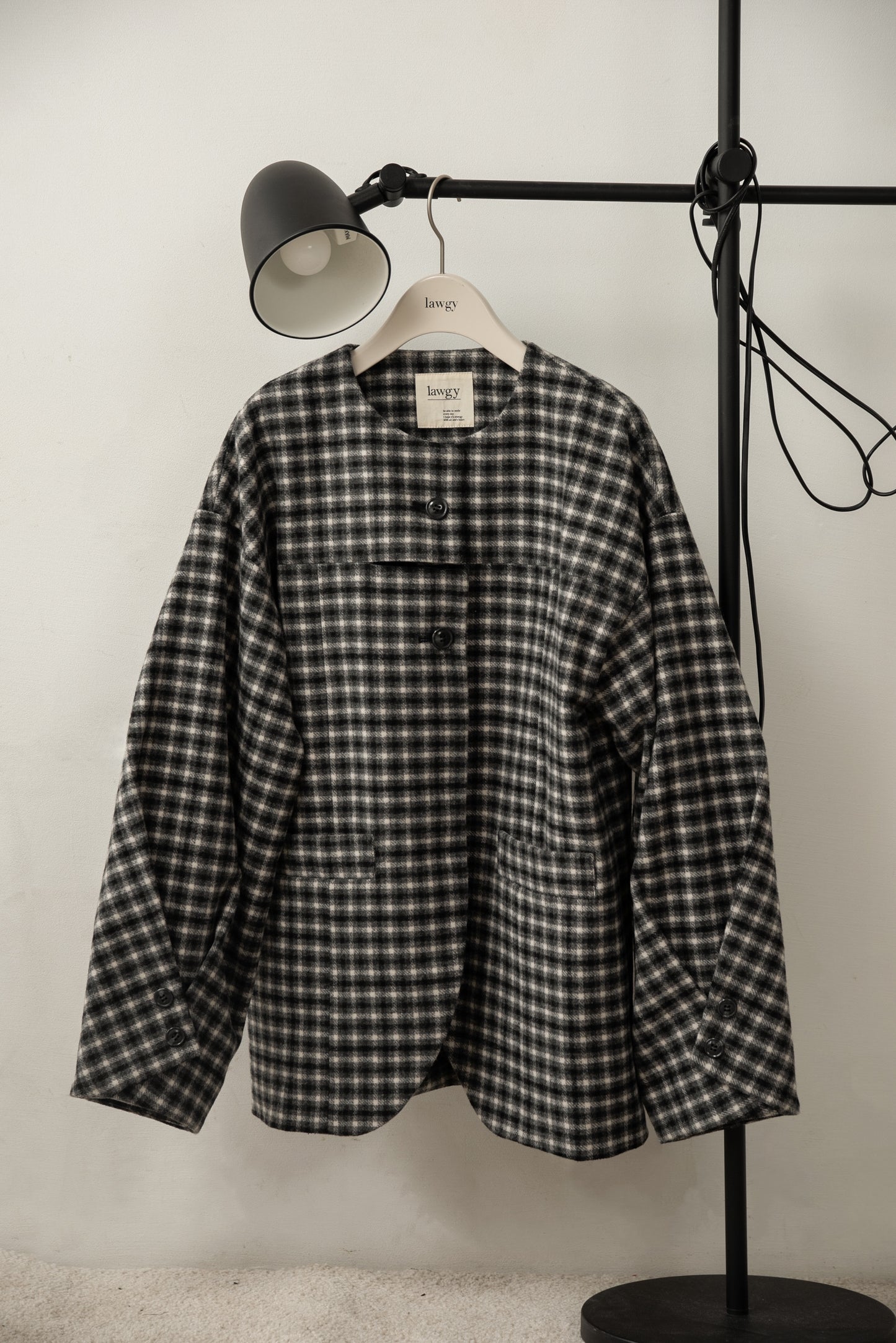 fold sleeve hem round check coat