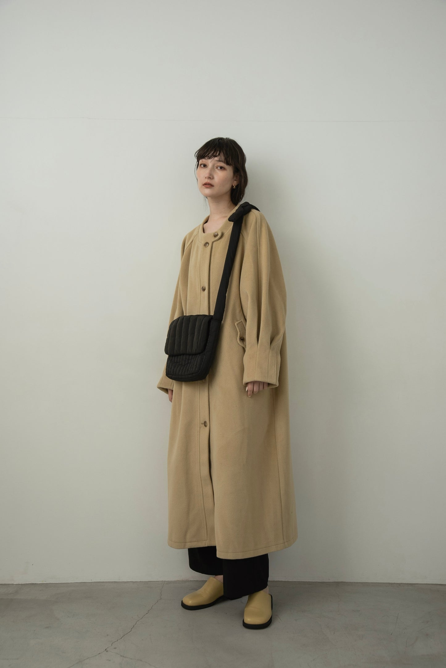 raglan sleeve tuck coat