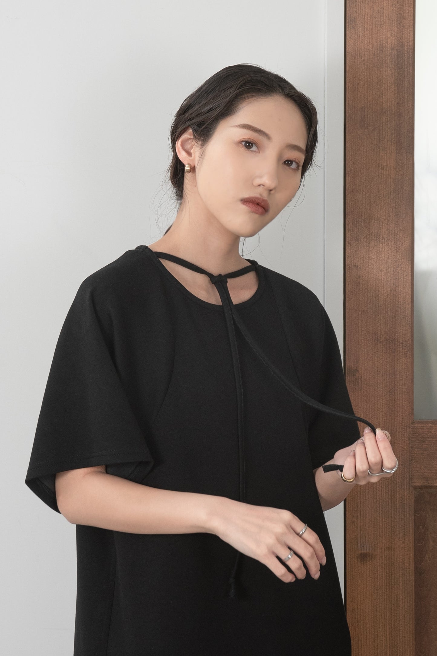 tiered neck design op