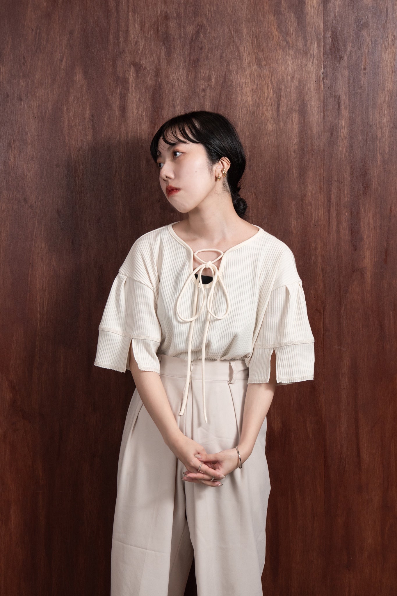 neck arrange rib stitch tops
