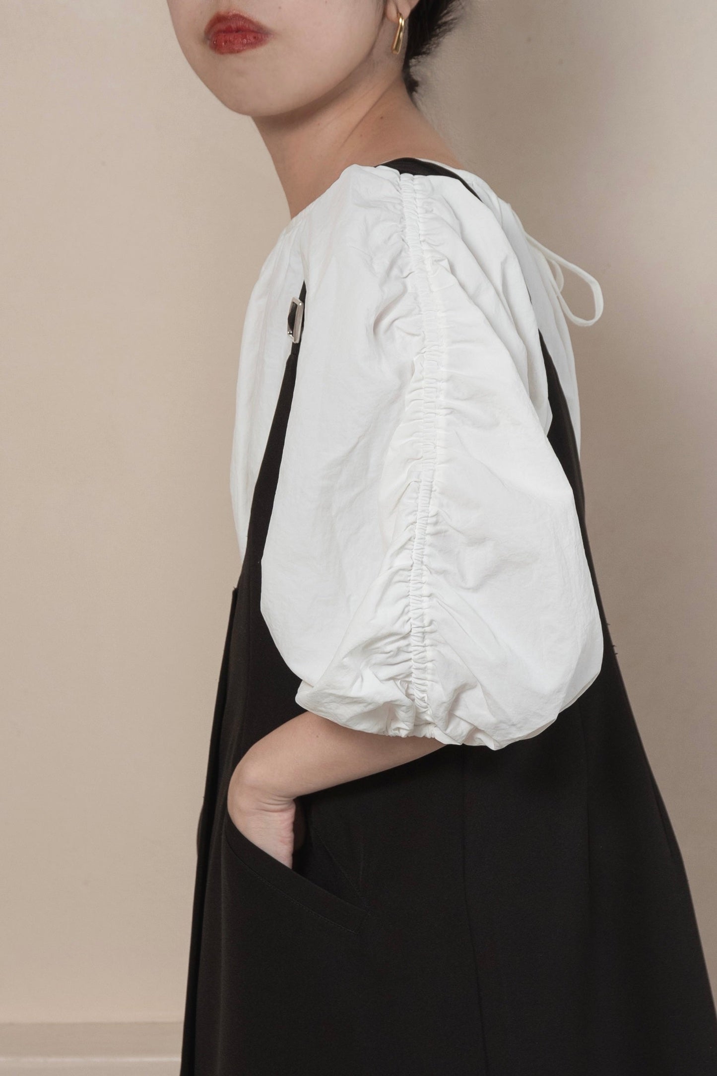 raglan sleeve gather blouse