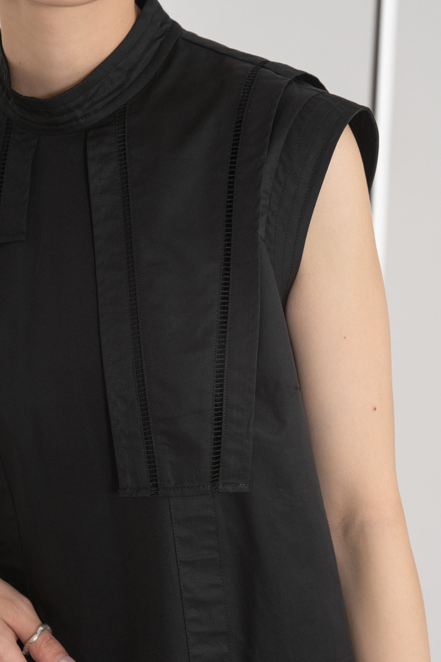 asymmetry ladder lace ops