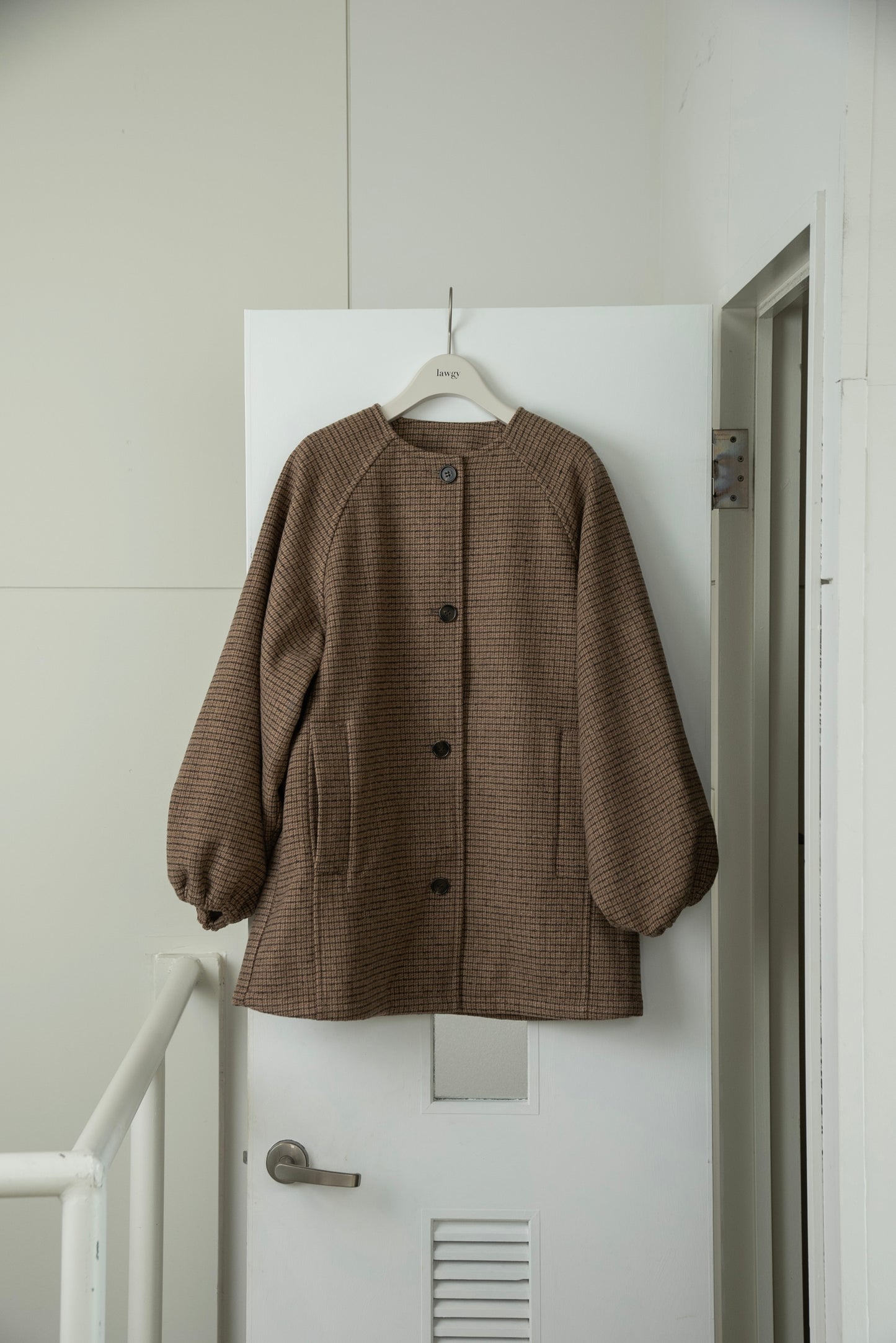 raglan sleeve check midi outer