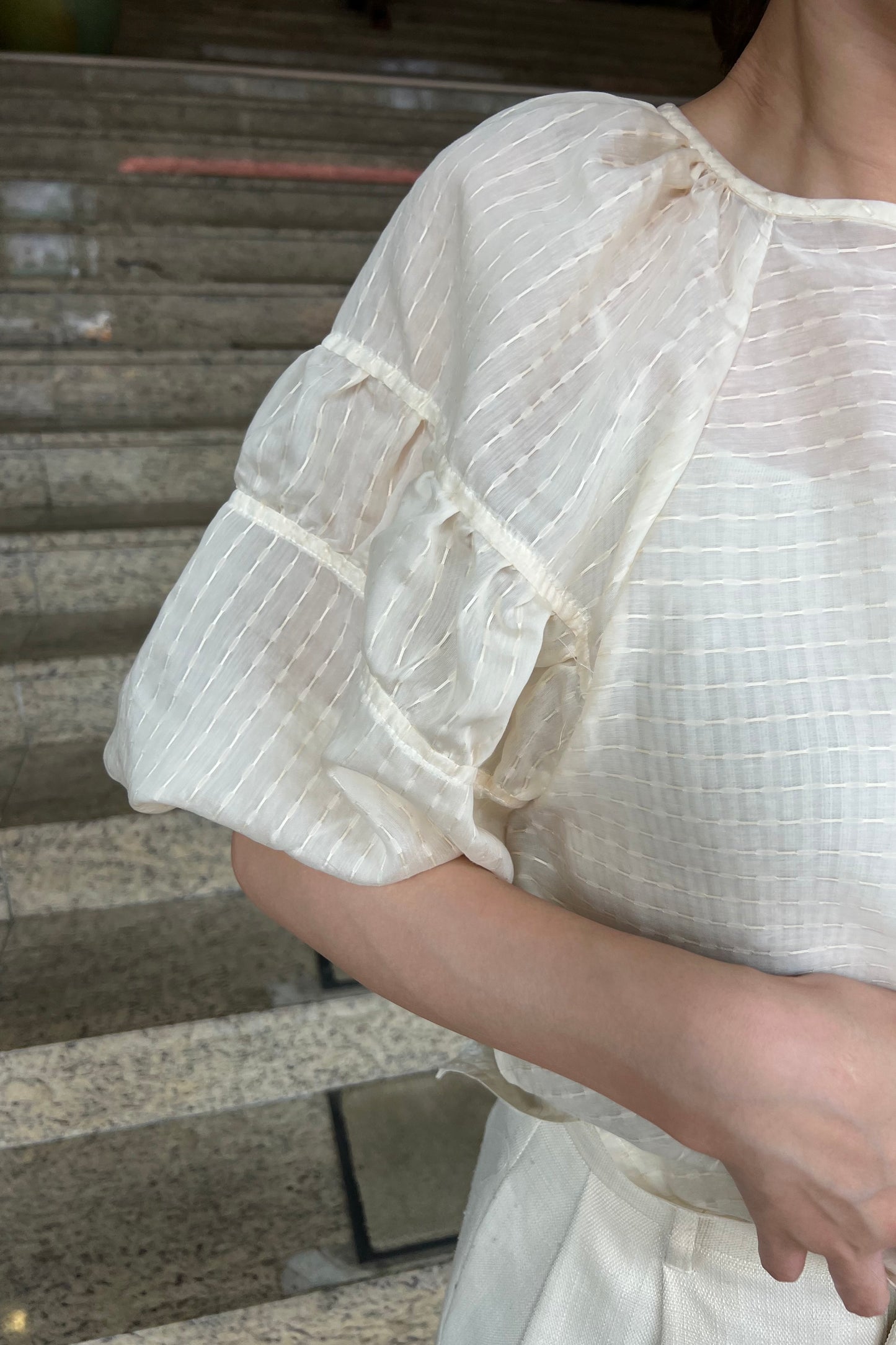 stitch like sheer blouse【eim plus+限定アイテム】
