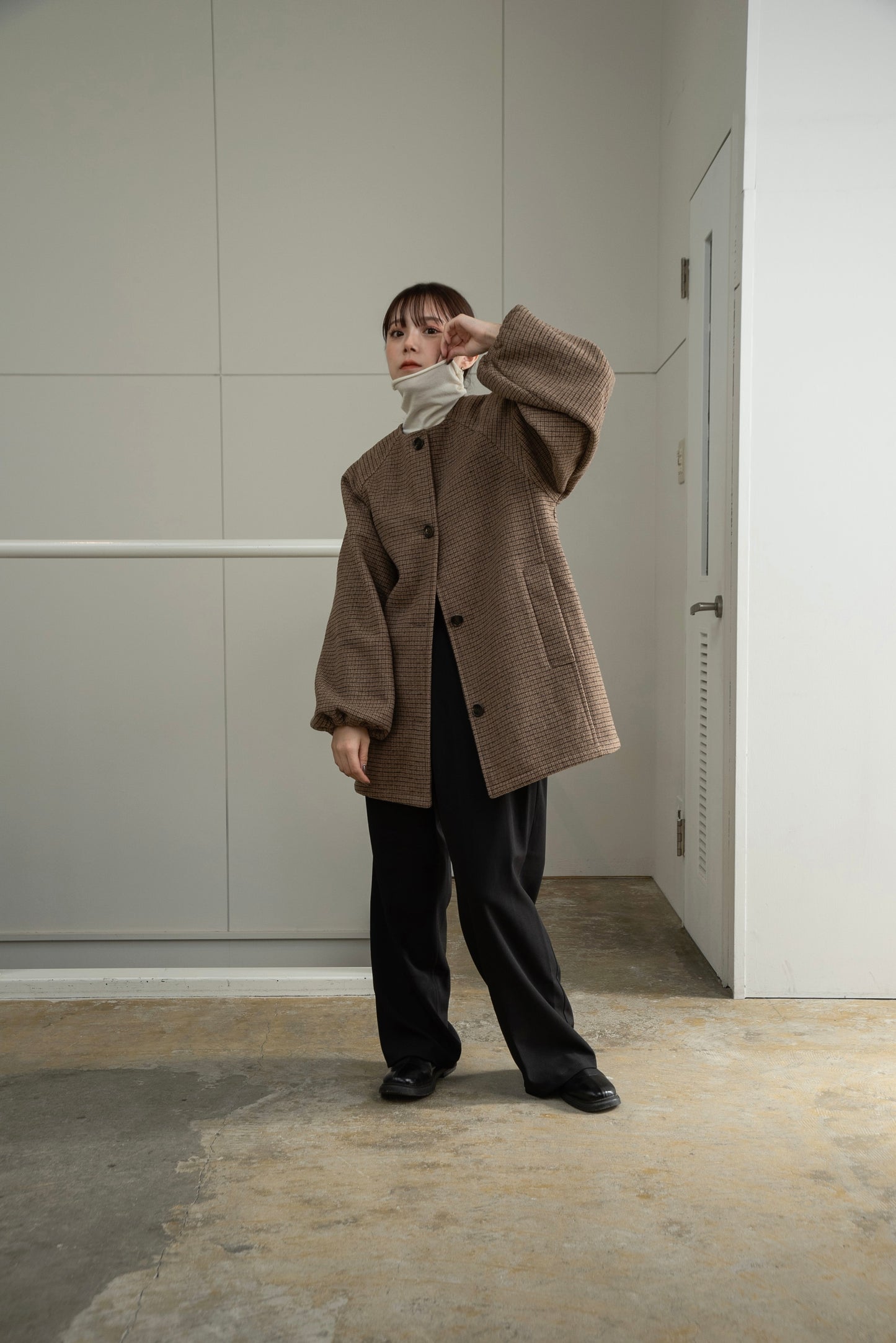 raglan sleeve check midi outer