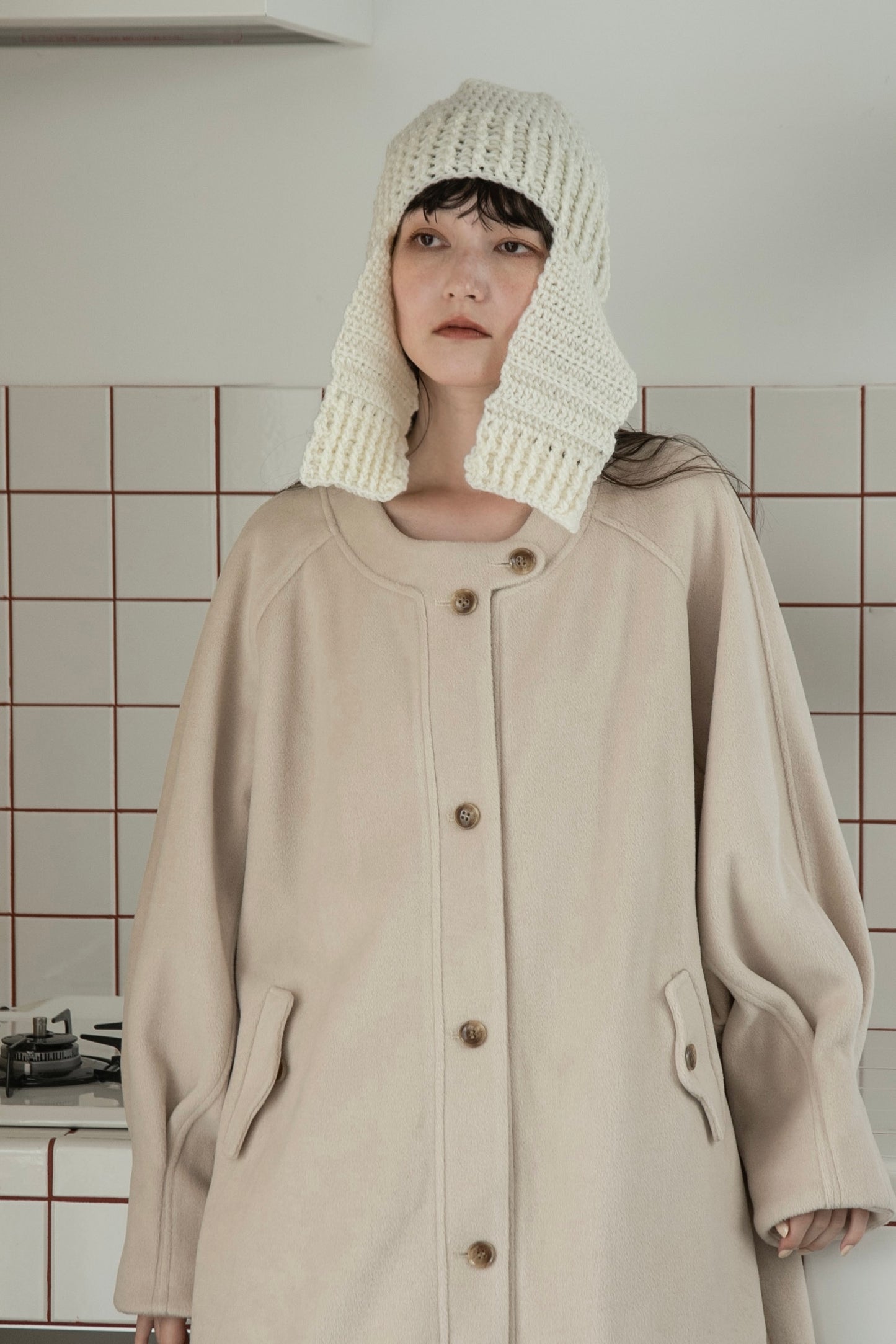 raglan sleeve tuck coat