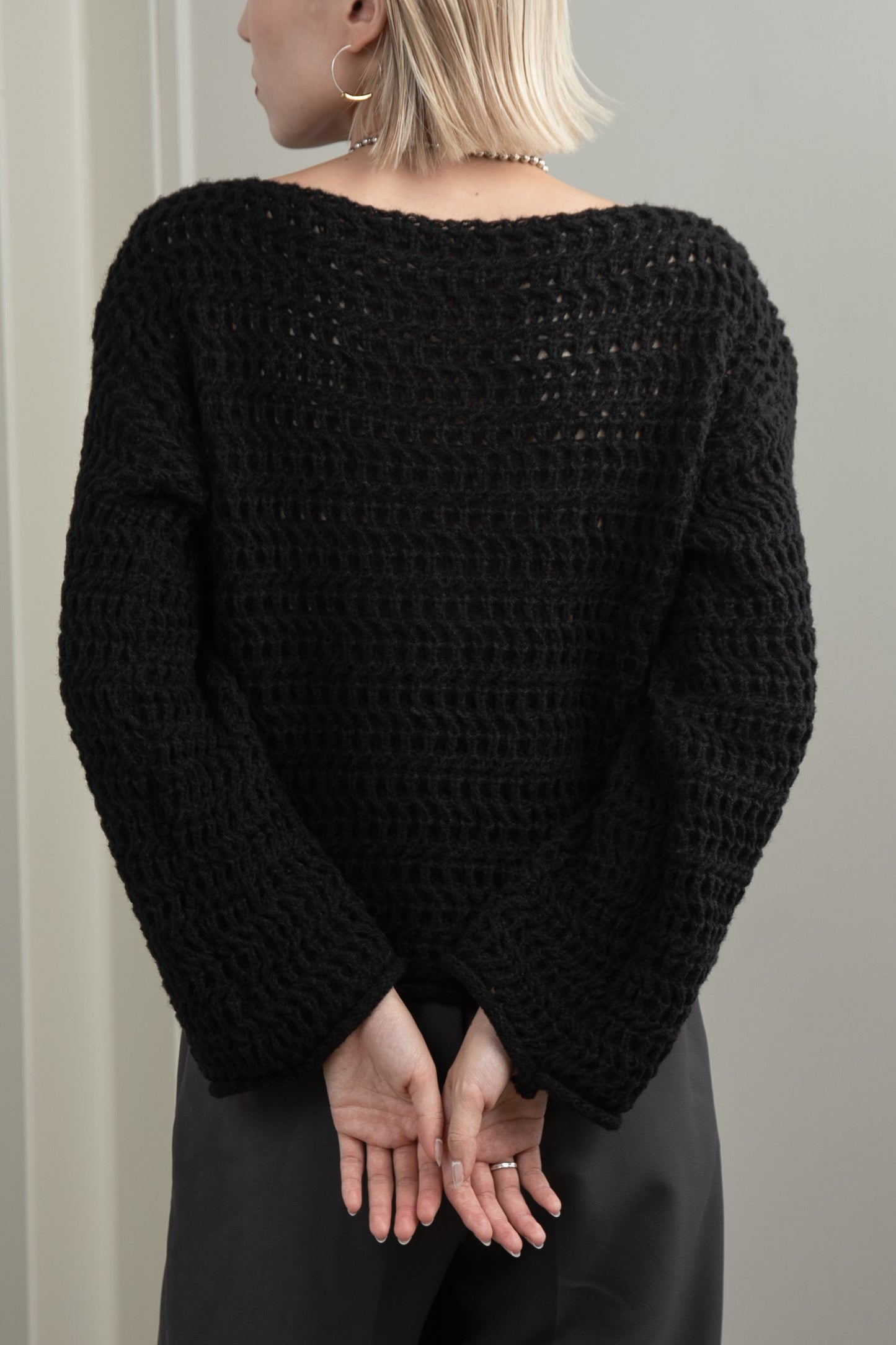 loosely wave knit