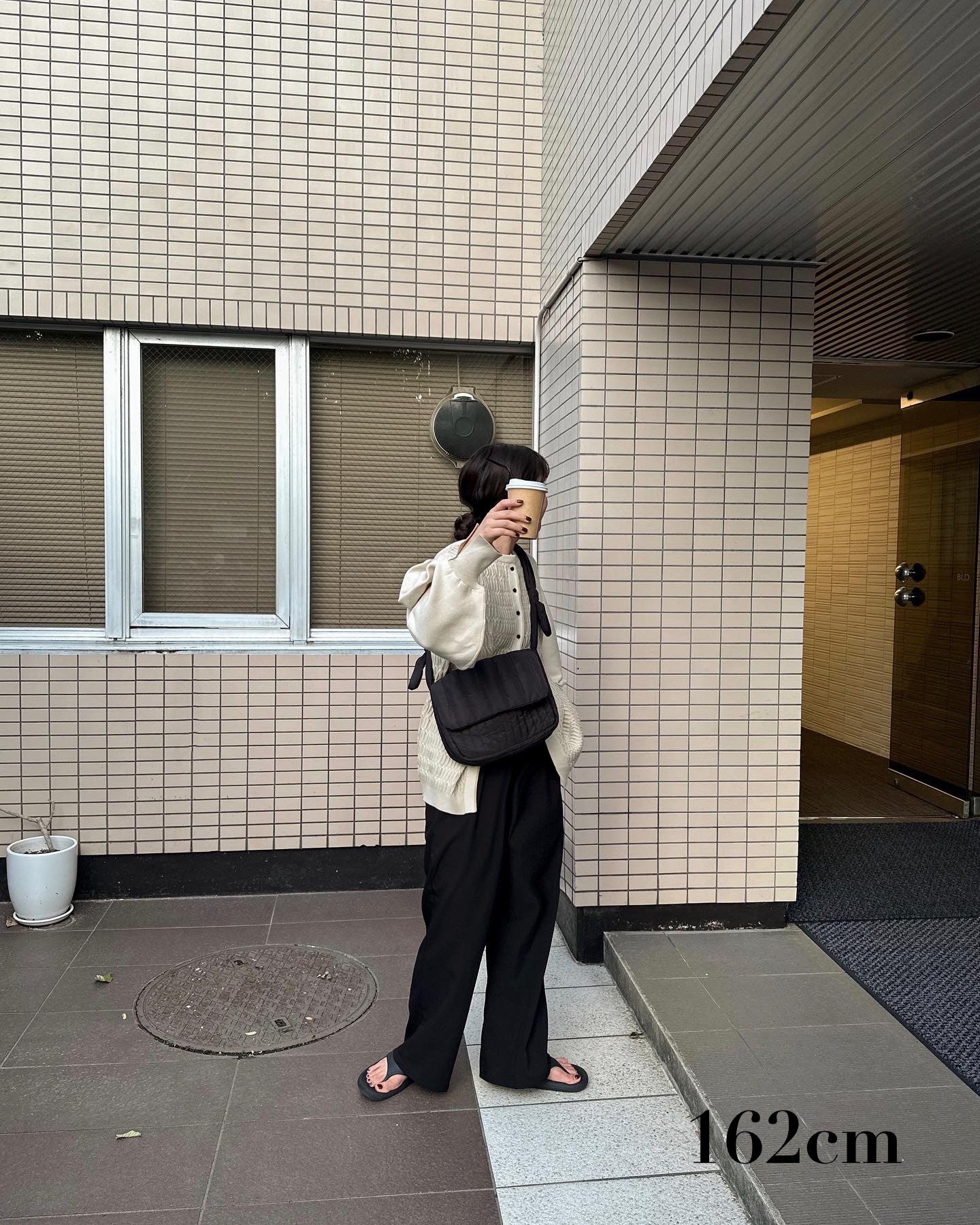 bi color line knit